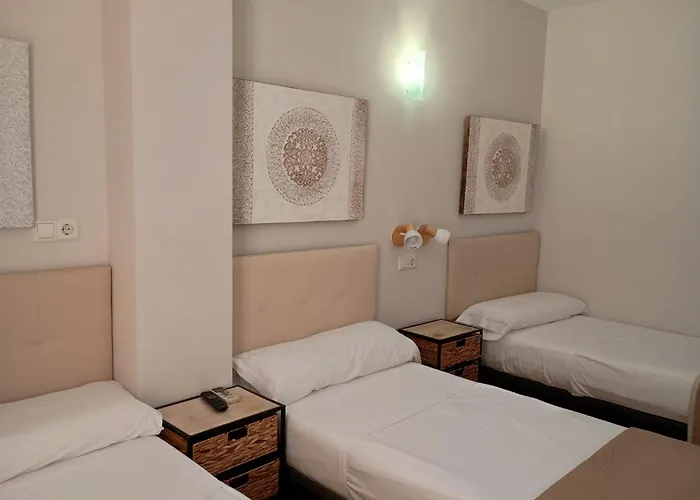 Guest house Cuevas 2*