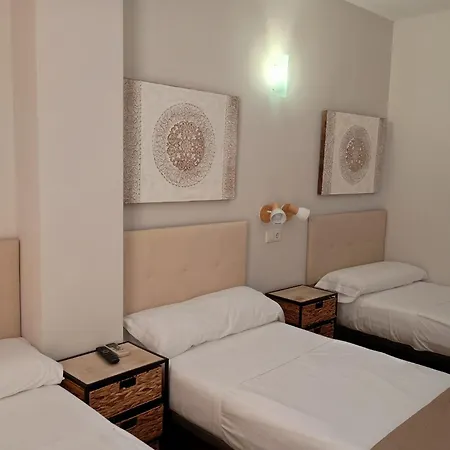 Guest house Cuevas 2*