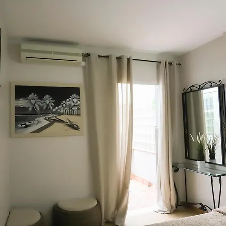Cuevas Guest house 2*